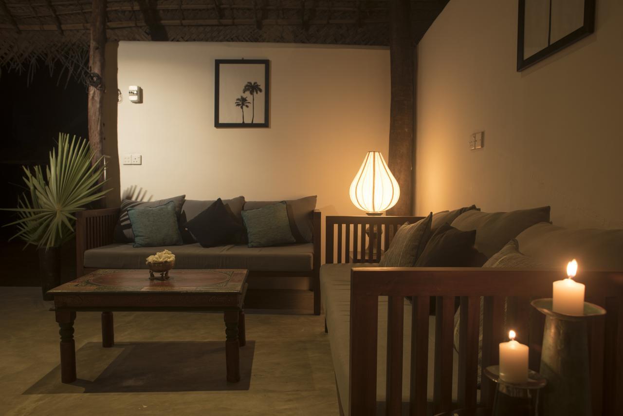 Anawasal Hotel Kalpitiya Buitenkant foto