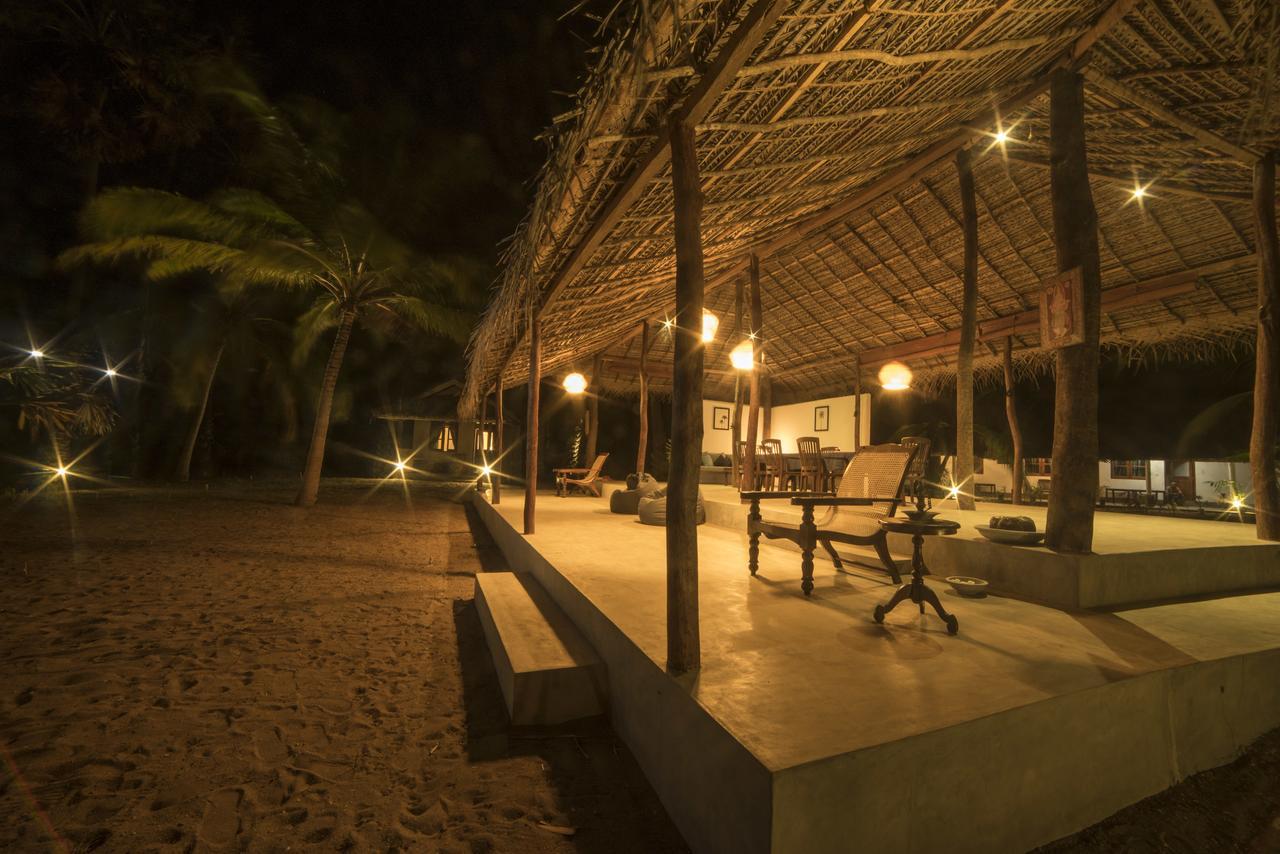 Anawasal Hotel Kalpitiya Buitenkant foto