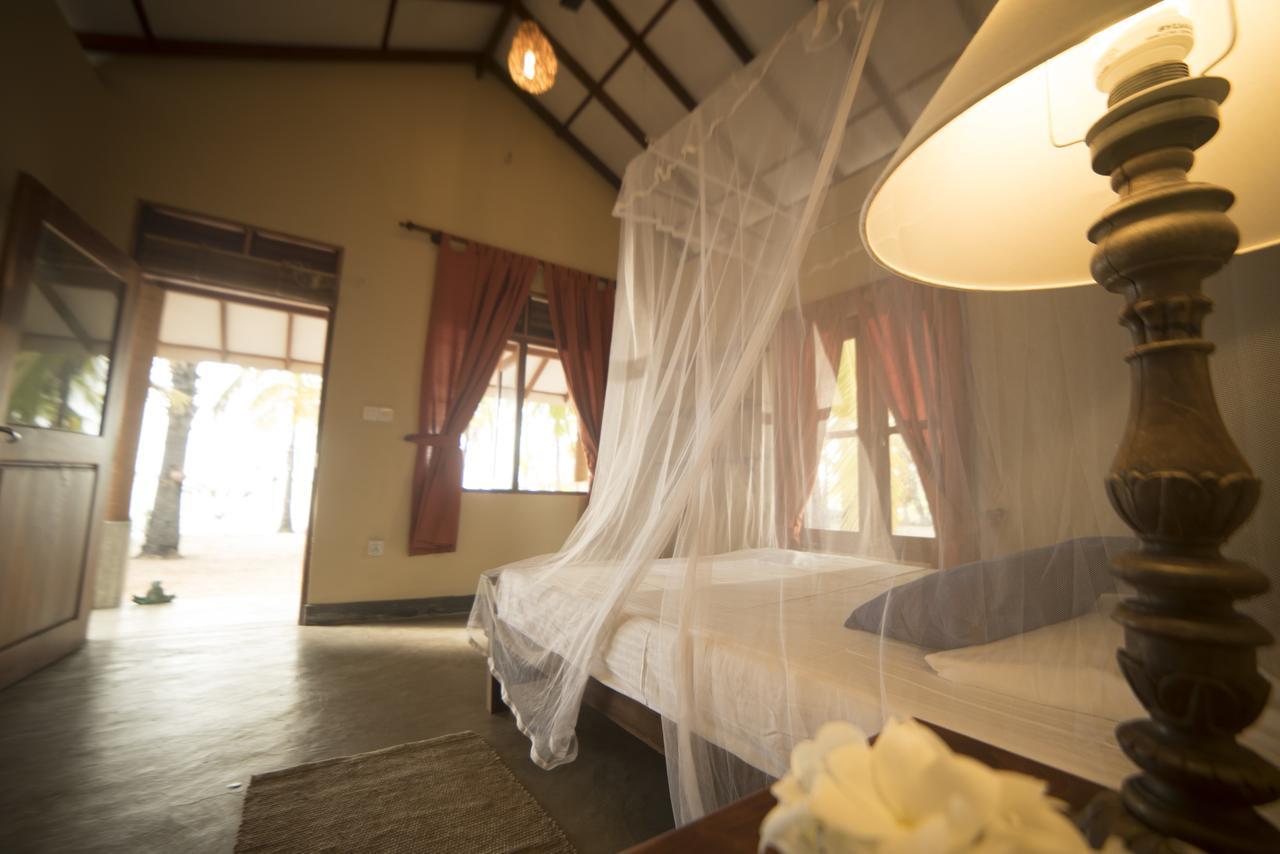 Anawasal Hotel Kalpitiya Buitenkant foto