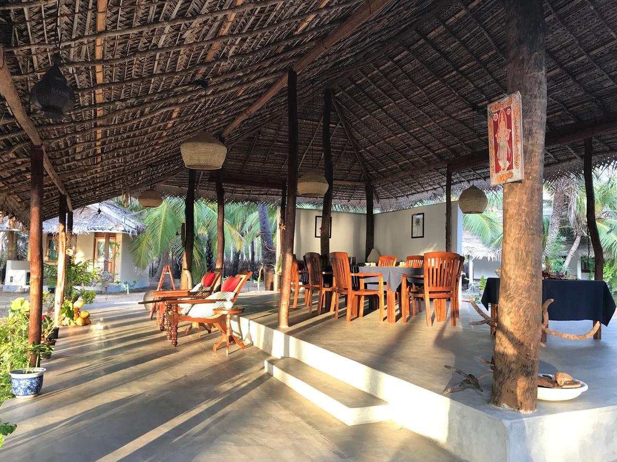 Anawasal Hotel Kalpitiya Buitenkant foto