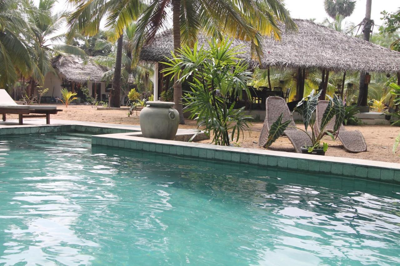 Anawasal Hotel Kalpitiya Buitenkant foto